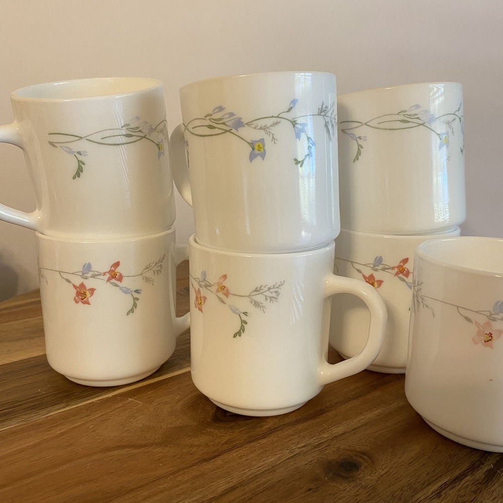 (7) Arcopal France Odessa Pattern Floral 8 oz. White Milk Opal Glass Mugs Cups